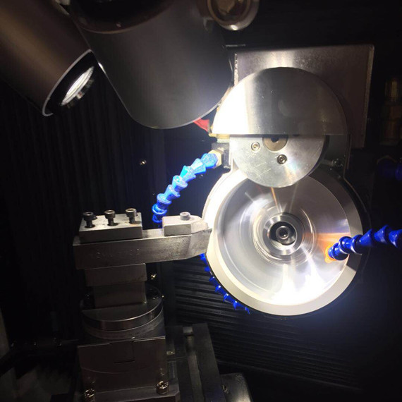 198NC Polycrystalline Diamond Tool CNC Grinding Machine