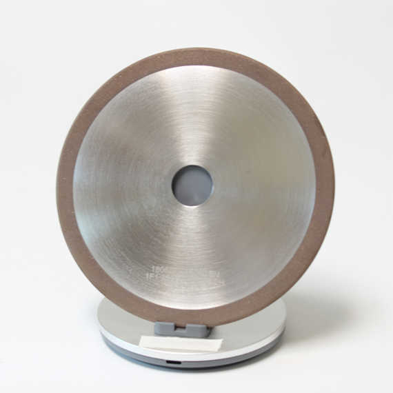 Chainsaw Sharpening – Diamond and CBN Grinding Wheels
