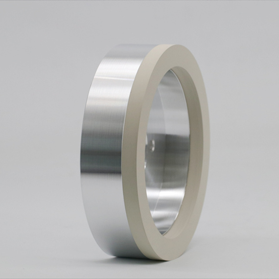 Diamond grinding wheel for single crystal diamond tool grinding