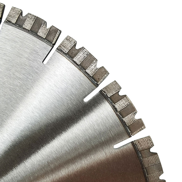 Laser-Welded Diamond Saw Blade with Evenly Distributed/Orderly Arranged Segments – Double-U Wavy Tooth