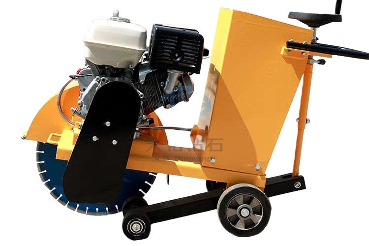 Honda Gasoline-Powered Road Cutting Machine