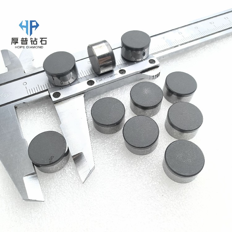 Oil Well Polycrystalline Diamond Compound Cutting PDC 13.00*8.00mm Suitable for PDC Drill Bits and PDC Reamers Oil Well Drilling
