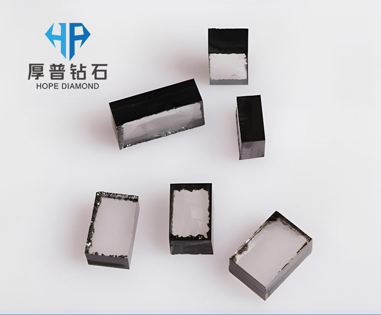 Industrial Grade Chemical Vapour Deposition Synthetic Diamond CVD Single Crystal Diamond Blanks CVD for Optical Window