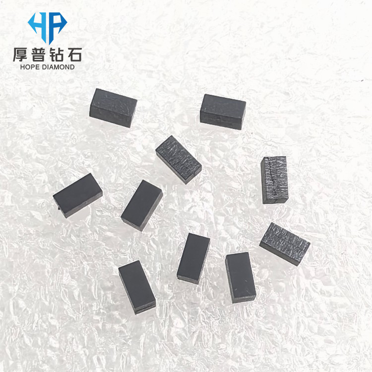 Size 4.0x0.8x0.8mm High Purity CVD Polycrystalline Diamond Blanks for Cutting Tools Superior Hardness and Wear Resistance