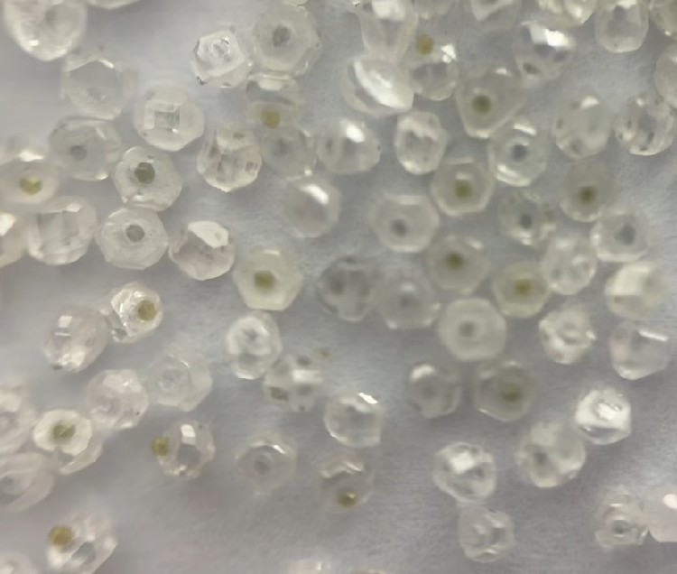 Wholesale HPHT Lab Created Small Rough Diamond Raw Tiny Uncut Diamond Crystal Melee Size Diamond Cuttables for Jewelry Setting