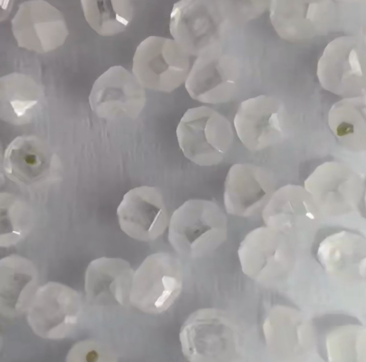 HPHT Lab Grown Melee Rough Diamond Raw Mini Uncut Diamond Crystal Size 2MM/Piece for Making Polished Diamonds