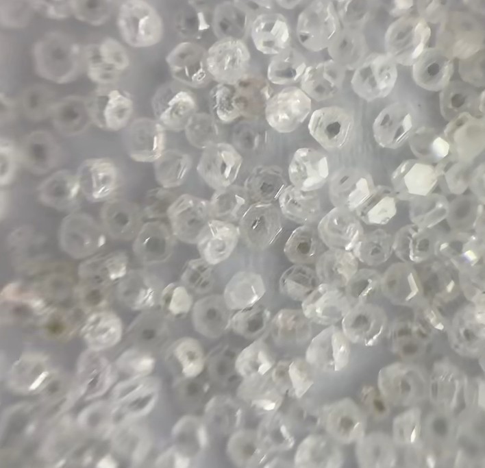 HPHT Lab Grown Melee Rough Diamond Raw Mini Uncut Diamond Crystal Size 2MM/Piece for Making Polished Diamonds