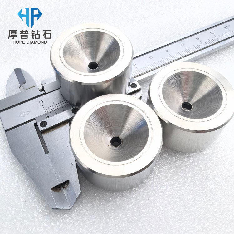 Size 35x19mm Hole 2.900mm PCD Wire Drawing Die Stainless Steel Casing for Copper/Aluminum/Wire High Wear Resistance Thermal OEM