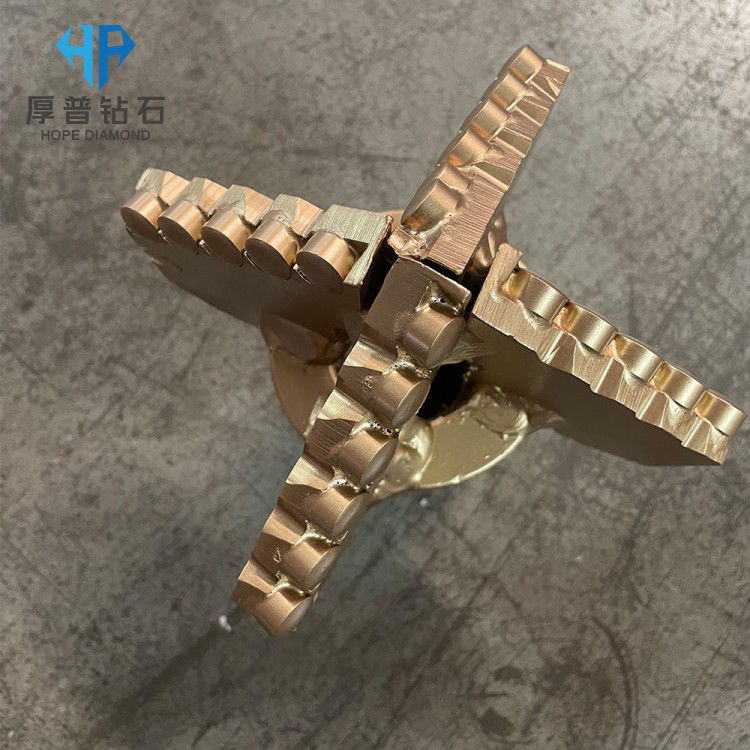 Hope Durable 3 Wing PDC Drag Bit for Water Well Mining and Construction Drilling