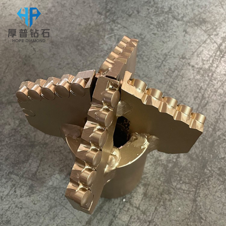 Hope Durable 3 Wing PDC Drag Bit for Water Well Mining and Construction Drilling