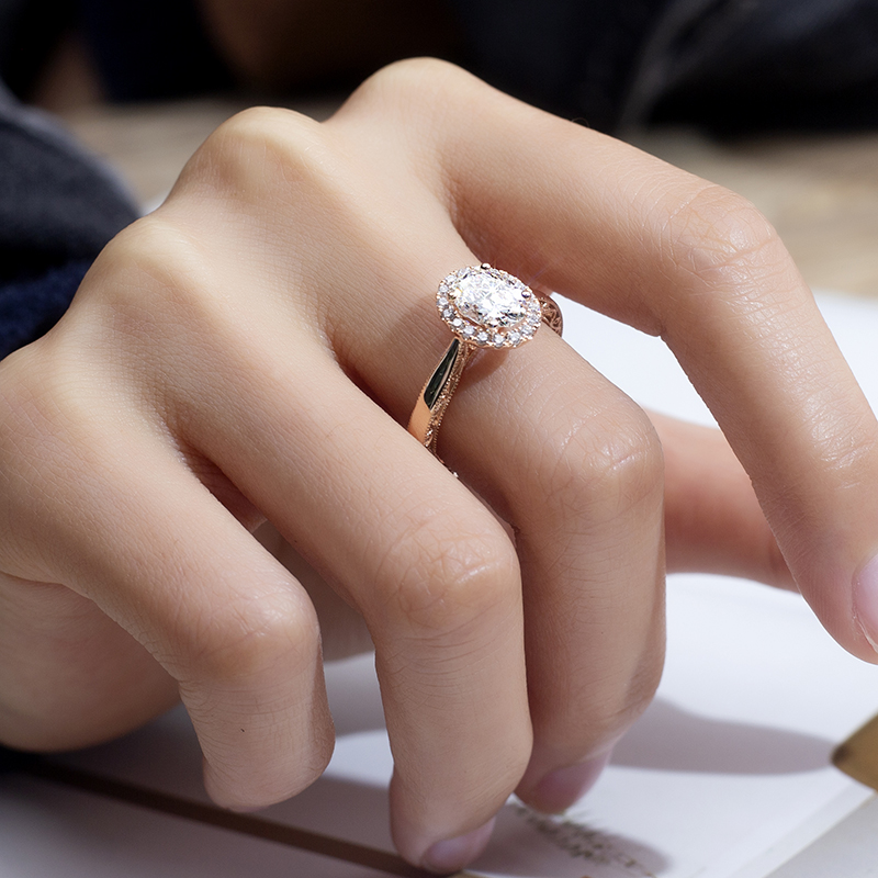 18K Rose Gold Oval Cut Lab Grown Diamond Engagement Ring with Halo Setting & IGI Certificate