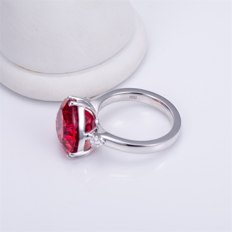 18K Gold Heart-Shaped Lab-Grown Red Diamond Solitaire Engagement Ring for Women VVS Clarity, Excellent Cut