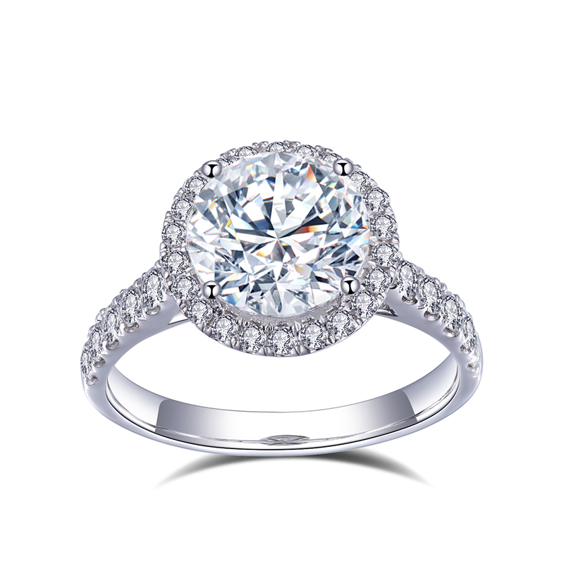 18K Gold Lab-Grown Diamond Round Halo Engagement Ring with Side Accents VVS Clarity, Ideal Cut for Bride