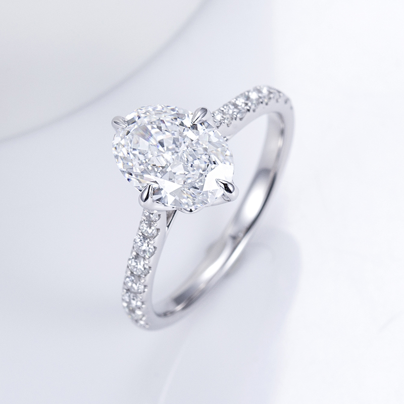 18K Gold Lab-Grown Oval Diamond Four-Prong Solitaire Engagement Ring VVS Clarity, Ideal Cut for Her