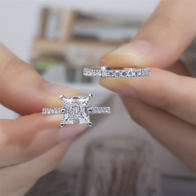 Elegant 18K Rose Gold Lab-Grown Pear Diamond Engagement Ring for Her VVS Clarity, Ideal Cut